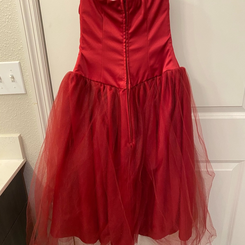 Pinup Girl Clothing Red Bernadette No Bolero - Picture 3 of 3